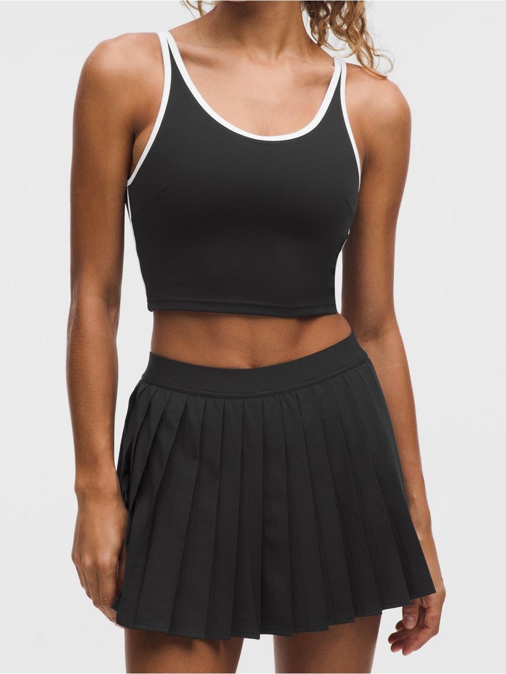 lululemon Scoop Neck Cutout Tennis Tank Medium Support B/C Size M